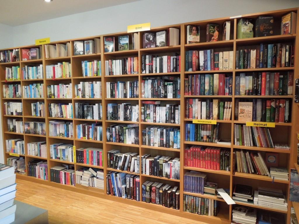 Innenansicht: Bücherei Lambrechten